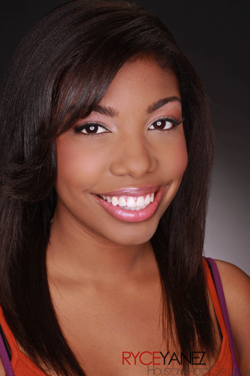 Airbrush Makeup, headshots, paige parks